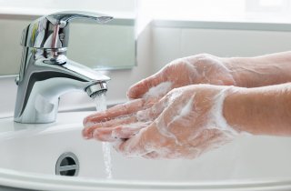 Акция "Чистые руки" продлена до 27 мая