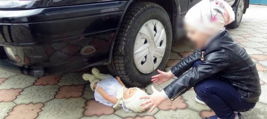 Ребенок под колесами во дворе или на парковке: кто виноват?