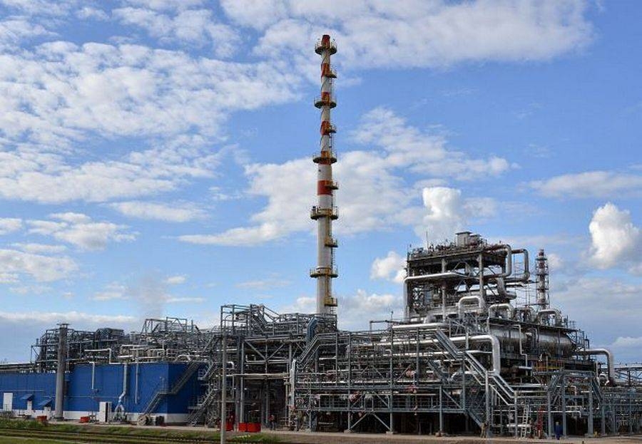 Мозырский НПЗ планирует переработать в сентябре 1 млн тонн нефти