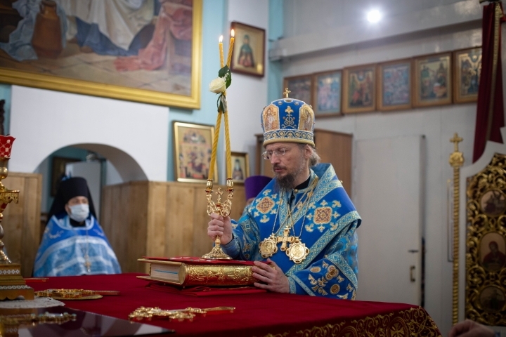 Митрополит Минский и Заславский Вениамин посетил православных верующих Мозыря