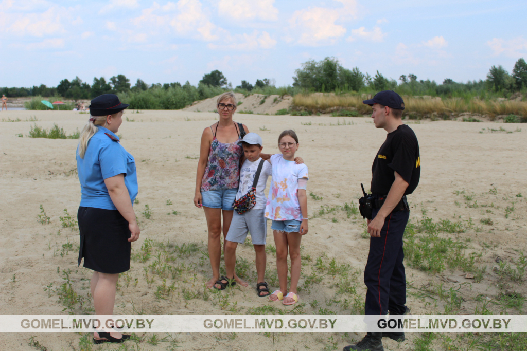 Сотрудники ИДН совместно с ППСМ Мозыря проводят проверку мест массового купания
