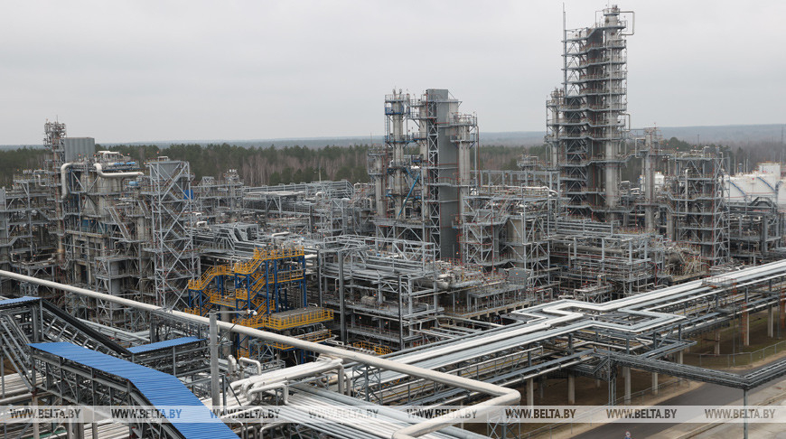 Мозырский НПЗ приступил к загрузке катализатора комплекса H-Oil