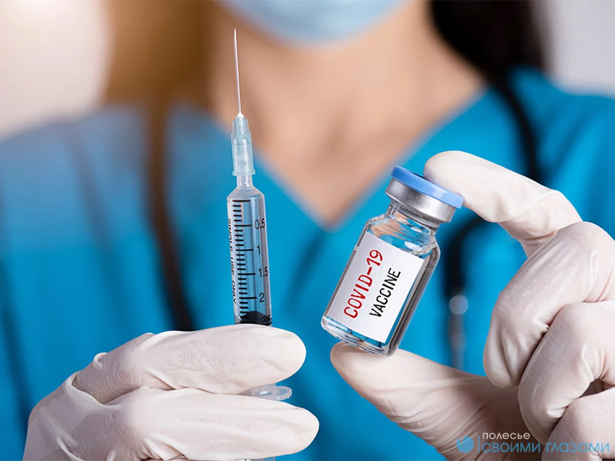 Вакцинация от COVID-19: полный курс прошли 72,8% мозырян