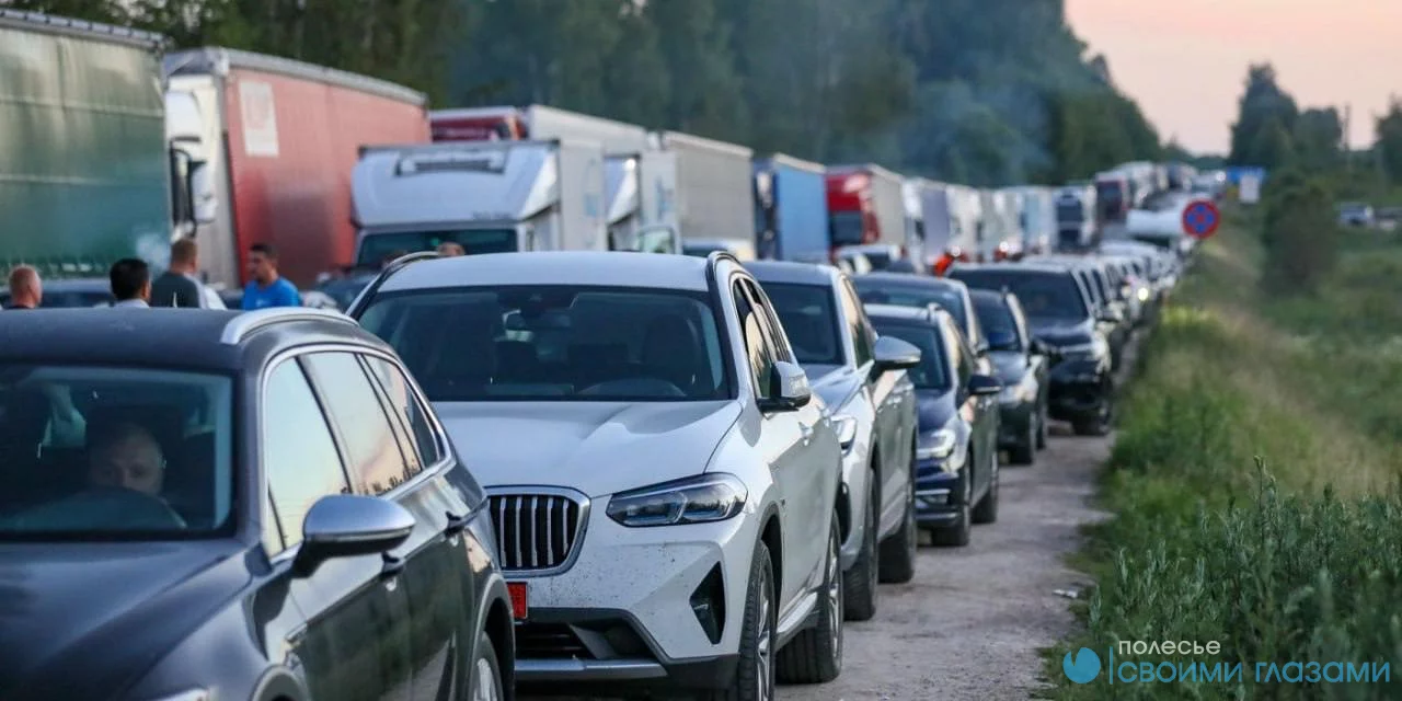 Эстония также запретила въезд авто с белорусскими номерами